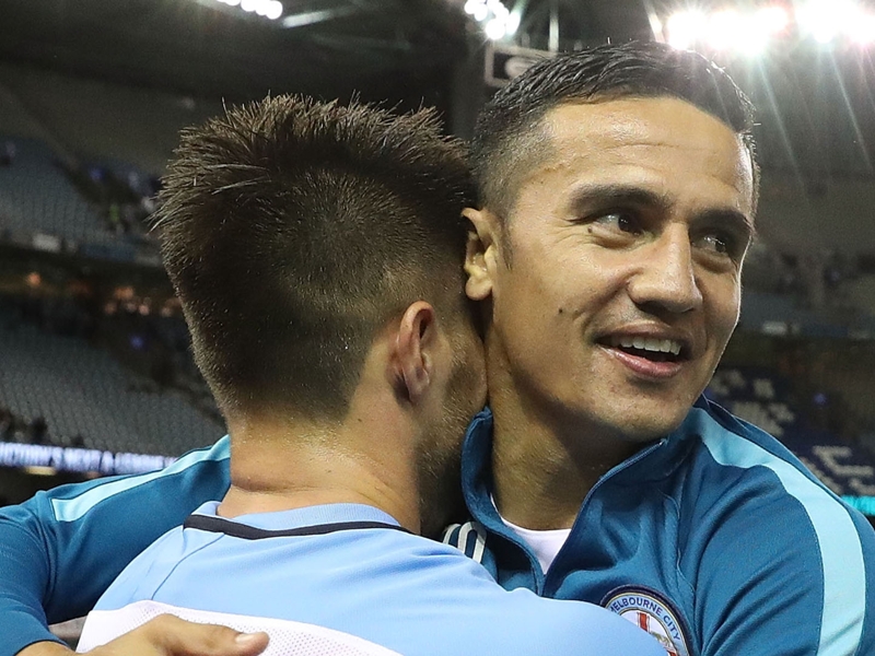 VIDEO - Le superbe but de Cahill à Melbourne City