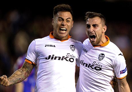 Five alive Valencia and Pirlo points Juve forward - Europa League in pics