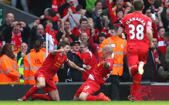 Liverpool Celebrates - man City