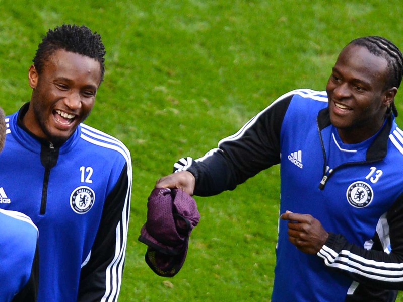 Prandelli chiede aiuto a Conte: il Valencia su Obi Mikel
