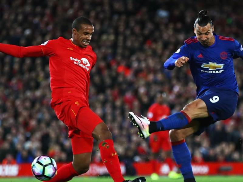 Manchester United, Ibrahimovic s'excuse pour son match face à Liverpool