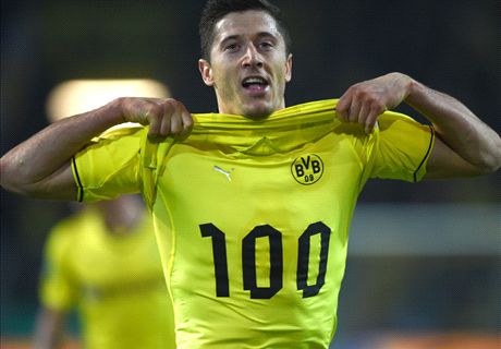 Centurion Lewy puts Dortmund in final