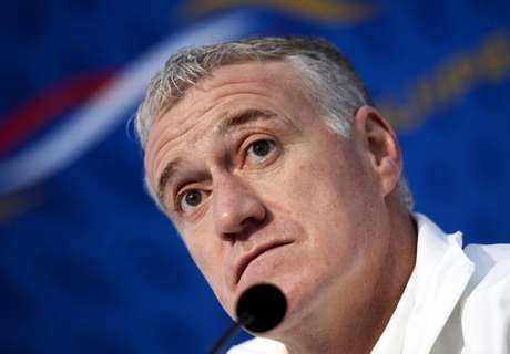 Deschamps réfléchit aux réseaux sociaux