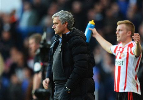 Mourinho 'congratulates' officials after loss