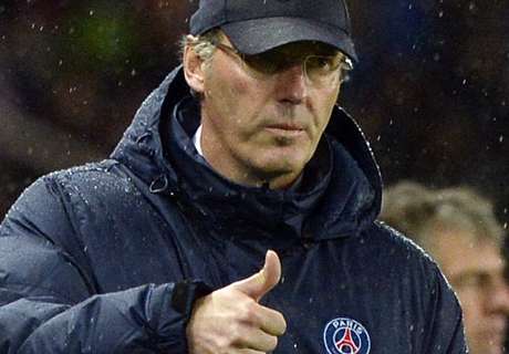 Paris SG, Laurent Blanc félicite ses joueurs