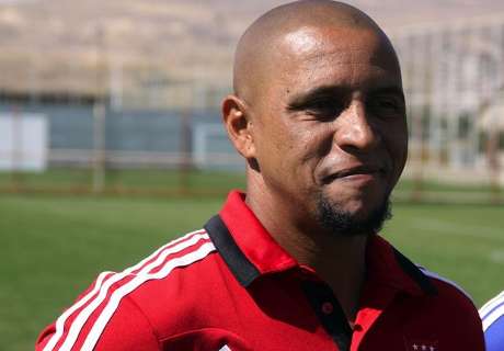 Roberto Carlos lauds Neymar 'genius'