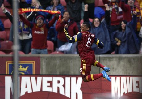 Salt Lake 2-1 New England: Two pens