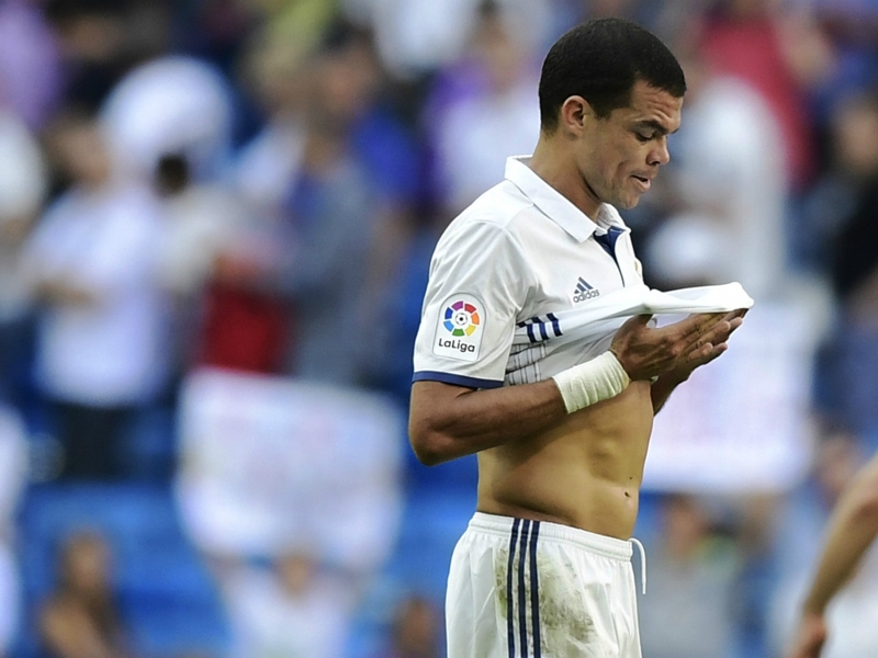 Pepe prévoit de se retirer au Real