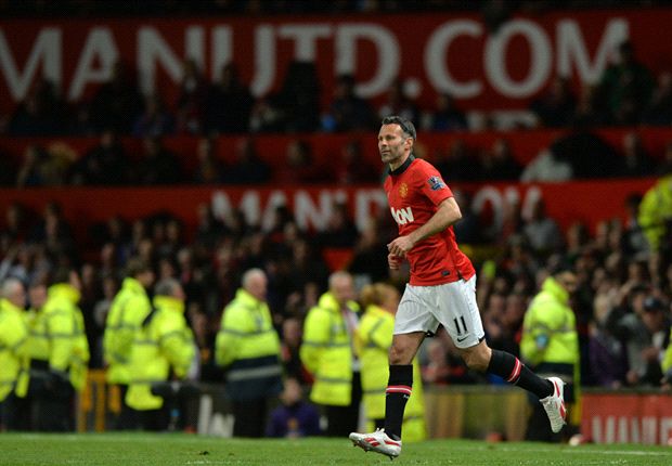 Giggs to tell Van Gaal - 'I'm ready to play on'