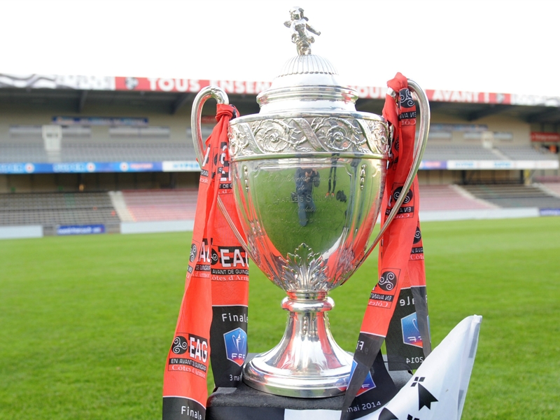 Coupe de France, Croix - Un joueur expulsé en pleine séance de tirs aux buts