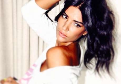Equipe de France : la copine de Nasri récidive