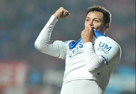 West Ham sign Zarate