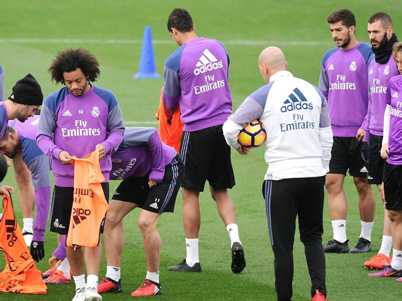 VIDEO - Tragedia Chapecoense, l'omaggio silenzioso del Real Madrid