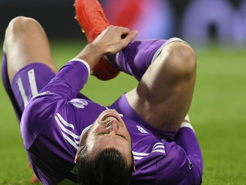 Real Madrid, operazione riuscita per Bale: fuori 4 mesi?