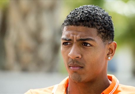 Van Aanholt keen to prove PL quality
