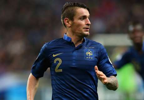 Debuchy Gabung Arsenal Hari Ini