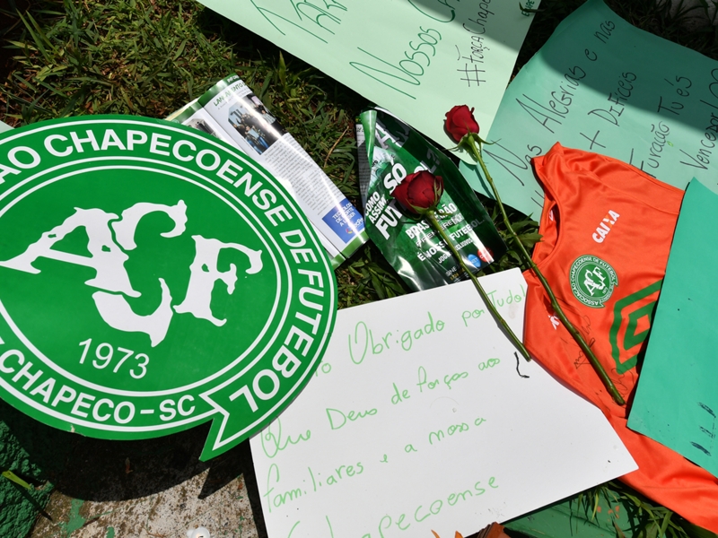 Chapecoense asked to play last Brasileirao fixture to honour plane crash dead