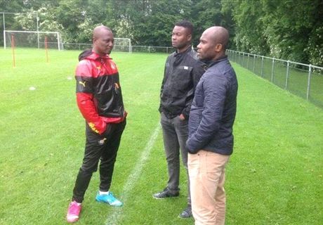 Ex-Stars visit Ghana camp in Holland