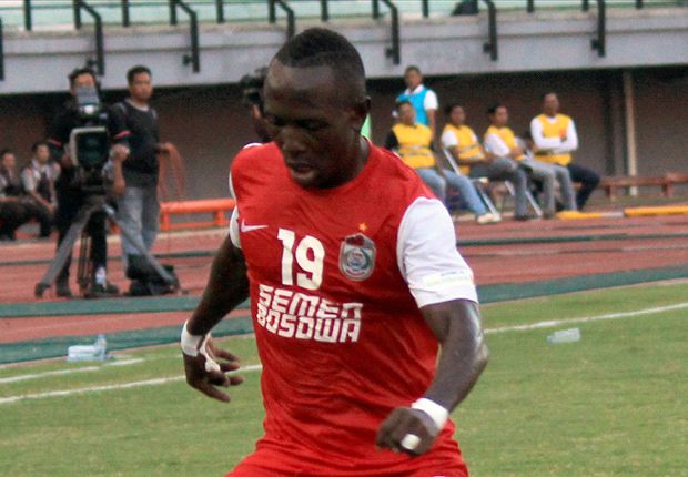 Diallo siap mencetak gol lagi ke gawang PSGC.