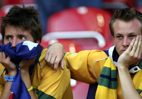 Inflatable kangaroos & plastic Aussies