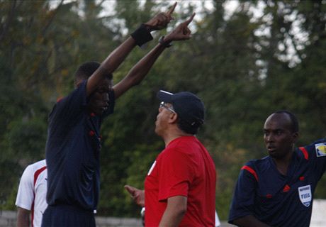 Caf bans coach Amrouche for two matches