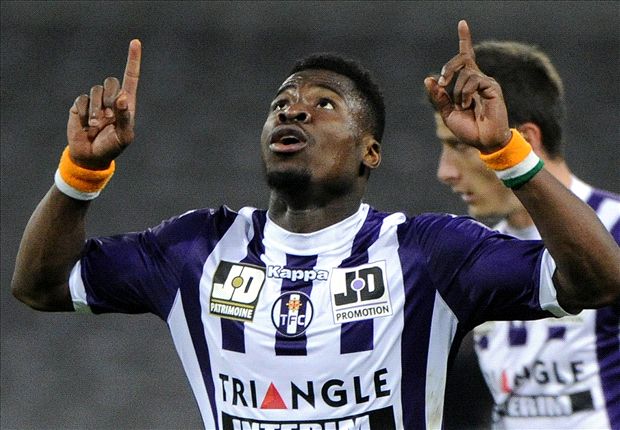 Arsenal face Aurier fight, says agent