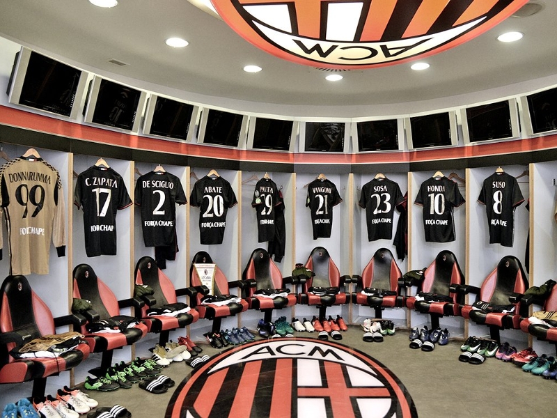 Buon compleanno Milan: gli auguri social per i 117 anni