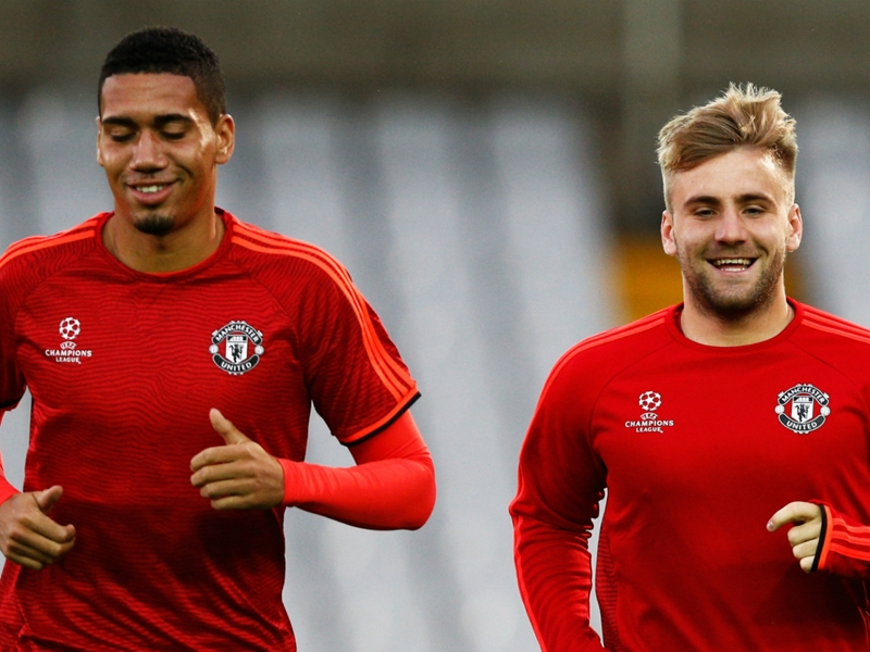 Manchester United missing Shaw and Smalling for Tottenham clash
