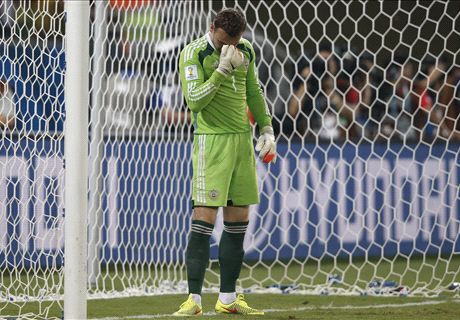 Kids mistake - Akinfeev under threat