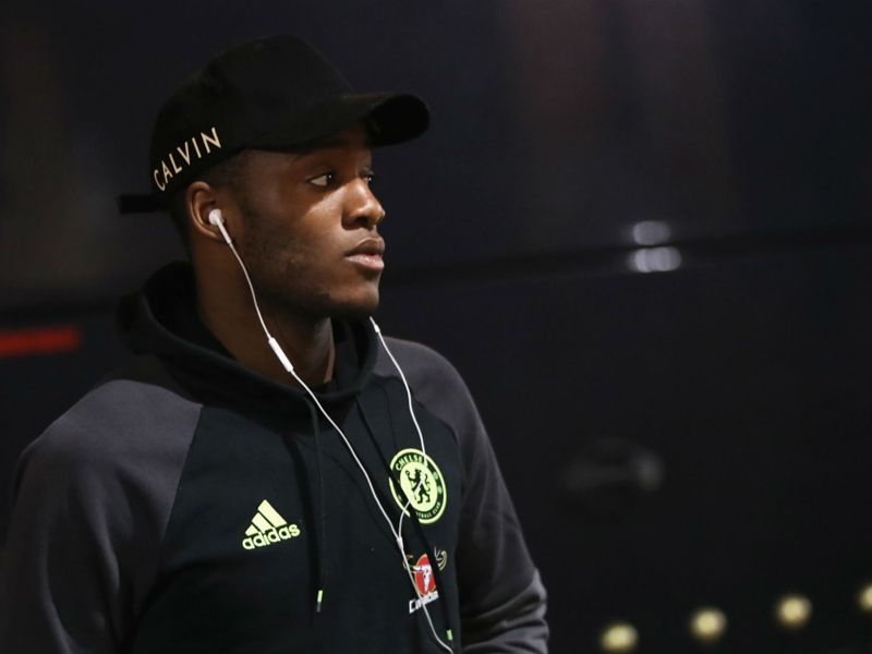 Batshuayi thanks fans for 'continuous support' following Chelsea omission