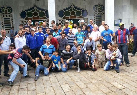 BiH stars visit Cuiaba mosque