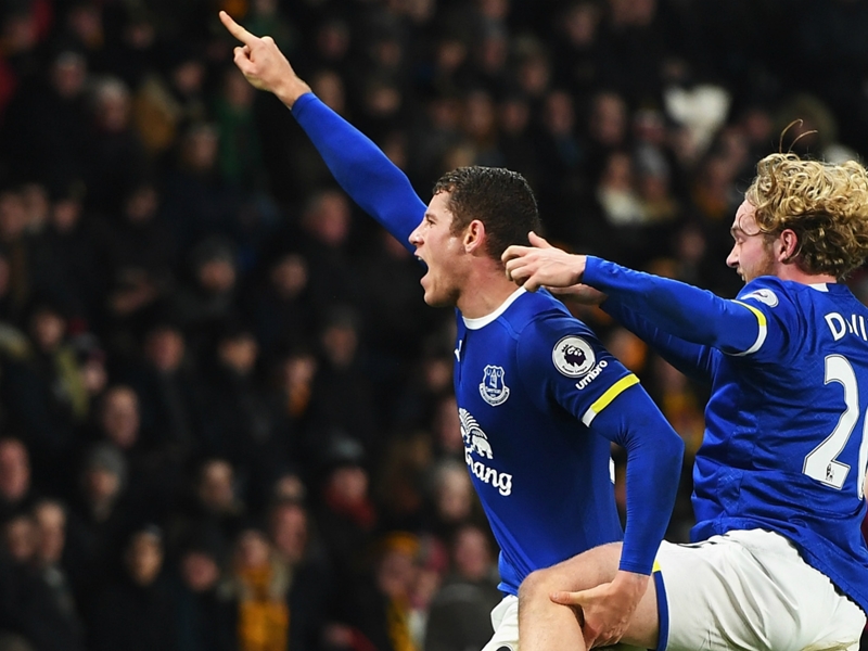 Hull City 2-2 Everton: Late Barkley goal rescues point for the Toffees