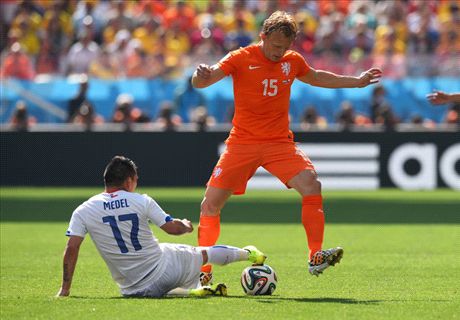 Kuyt: 100 caps is really special