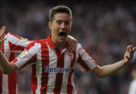 Herrera arrives at Man Utd