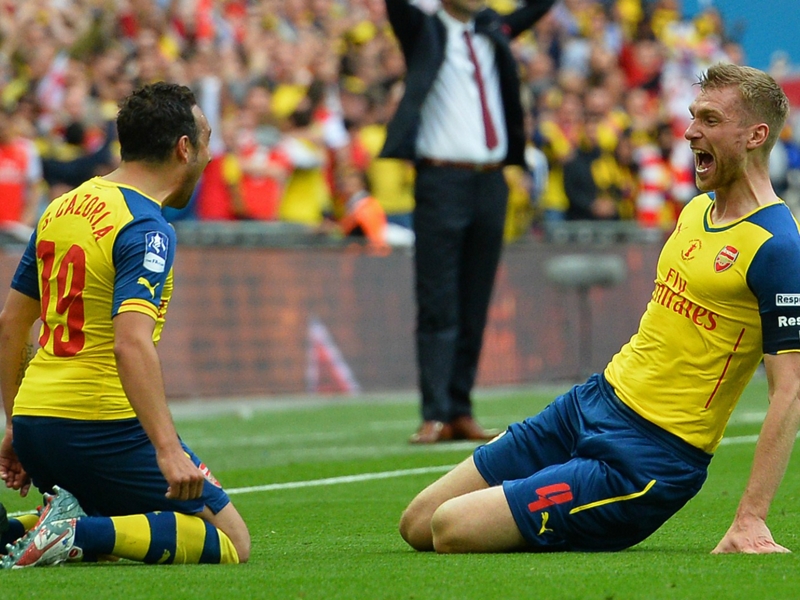 Arsenal will extend Cazorla and Mertesacker deals, Wenger confirms