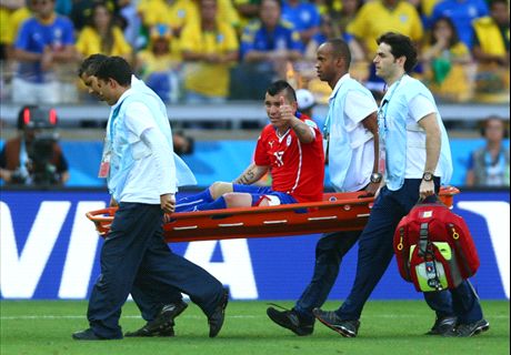 Particular homenaje a Medel