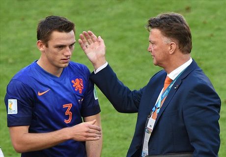 LIVE! De Vrij vor Lazio-Unterschrift