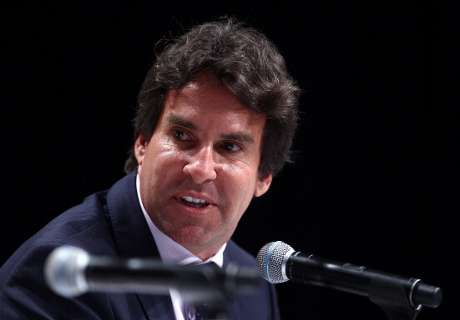 Brazil media officer banned over 'slap'
