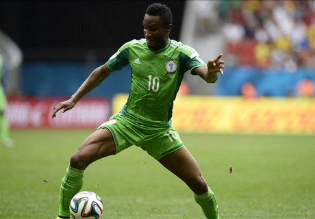 Mikel: Giroud should have seen red