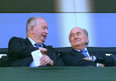 Fifa VP Grondona dies