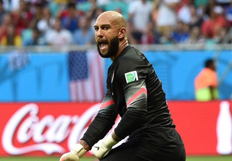Howard breaks WC save record