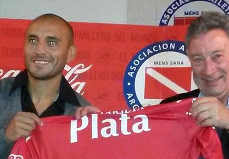 Ledesma fue presentado en Argentinos