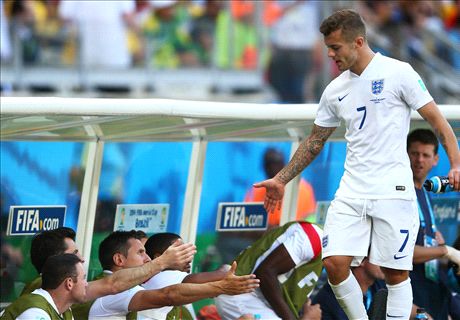 Holloway slams Wilshere attitude