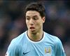 Nasri tekent bij en geeft "beste jaren" aan City