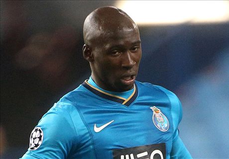Mangala to complete Man City move