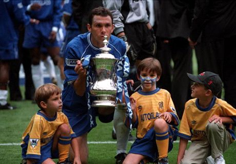 Inglaterra tendrá un Poyet vs. Poyet