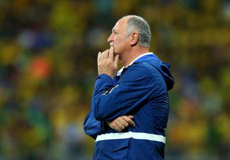 Neymar's agent launches Scolari attack