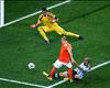 El indomable Javier Mascherano echa del Mundial a Arjen Robben