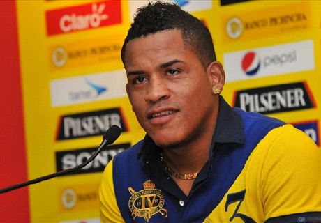 Club America brings in Arroyo