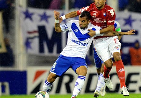 Vélez vendió a Canteros y Copete
